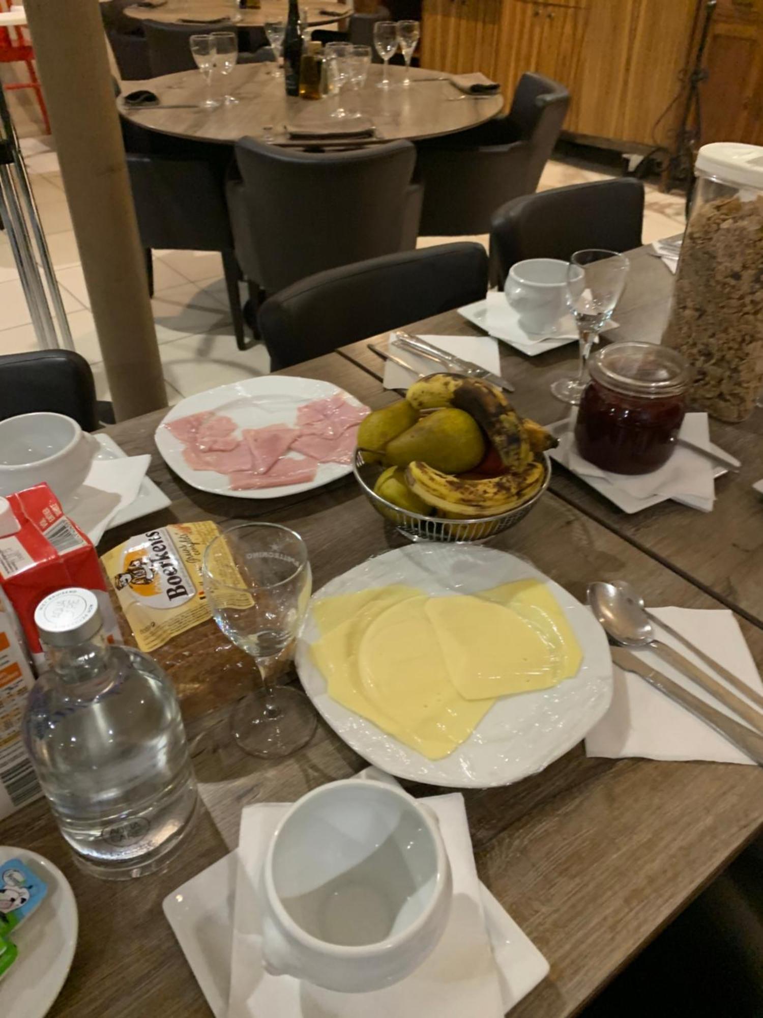 Residence La Floraison Anderlecht Екстериор снимка