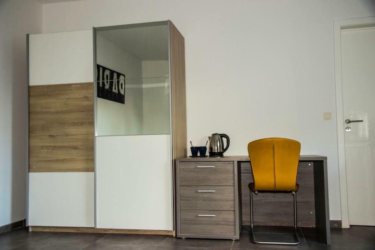 Residence La Floraison Anderlecht Екстериор снимка